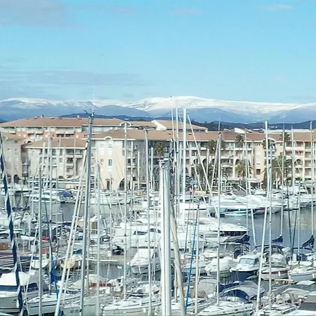 아파트 Boutique Hirondelle Port *