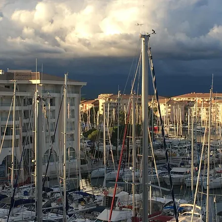 Boutique Hirondelle Port Appartamento *